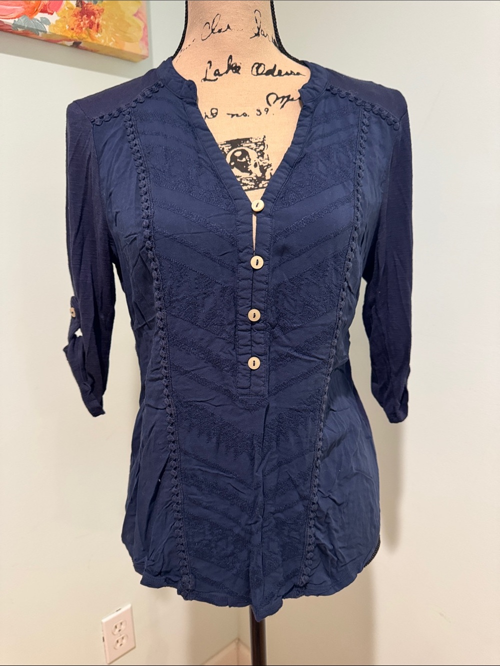 Democracy size small Navy Button-Front Women’s Blouse